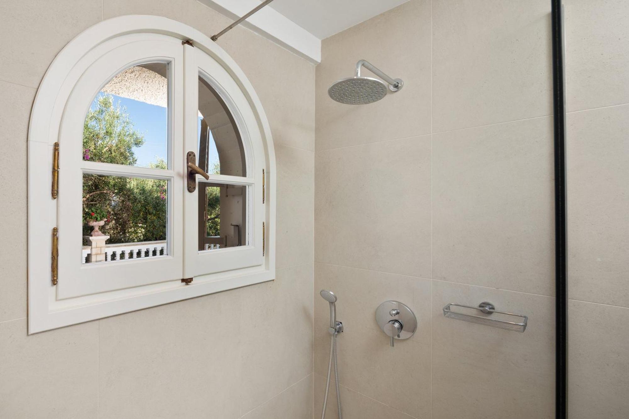 Ionian Garden Villas - Villa Pietra เวนิทเซส ภายนอก รูปภาพ