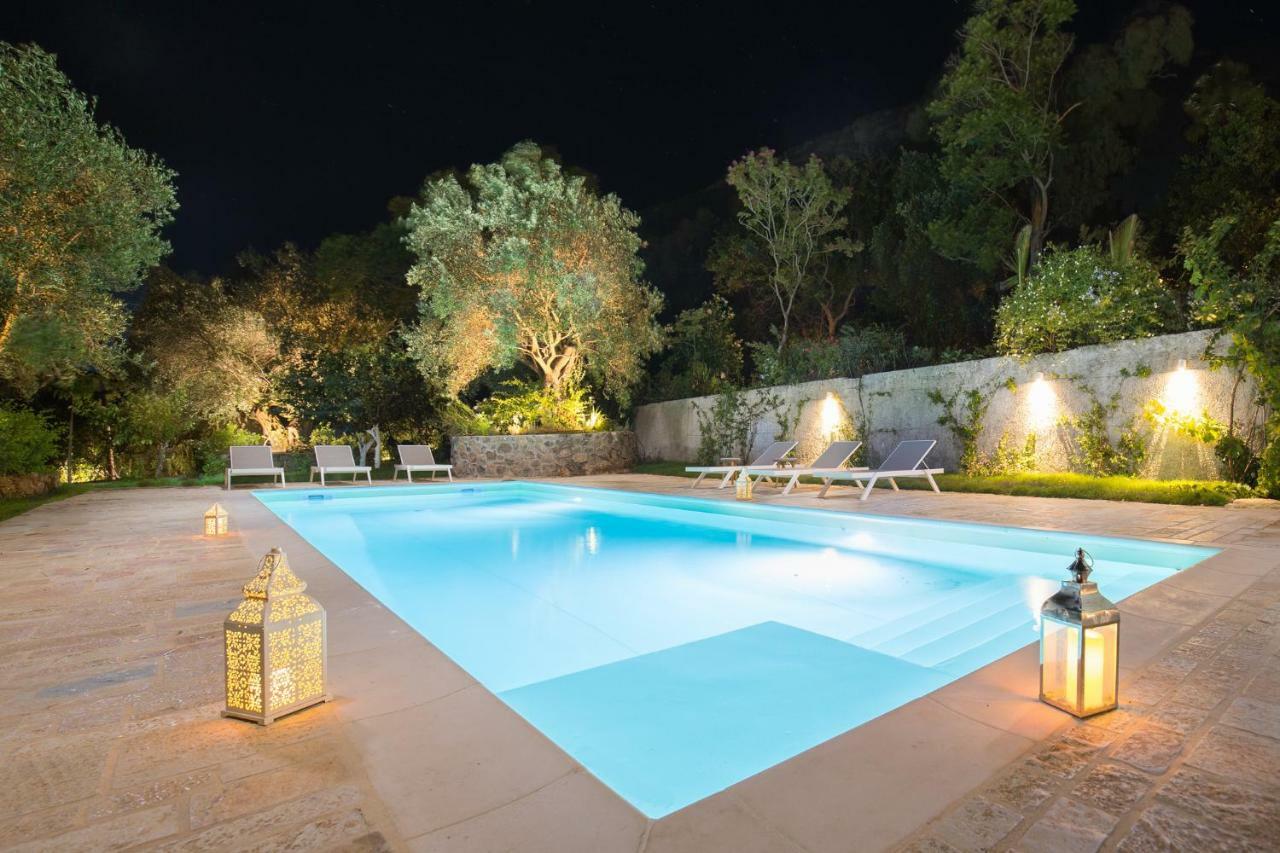 Ionian Garden Villas - Villa Pietra เวนิทเซส ภายนอก รูปภาพ