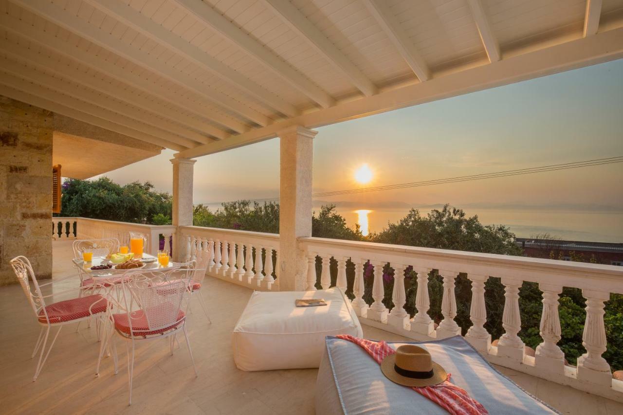 Ionian Garden Villas - Villa Pietra เวนิทเซส ภายนอก รูปภาพ