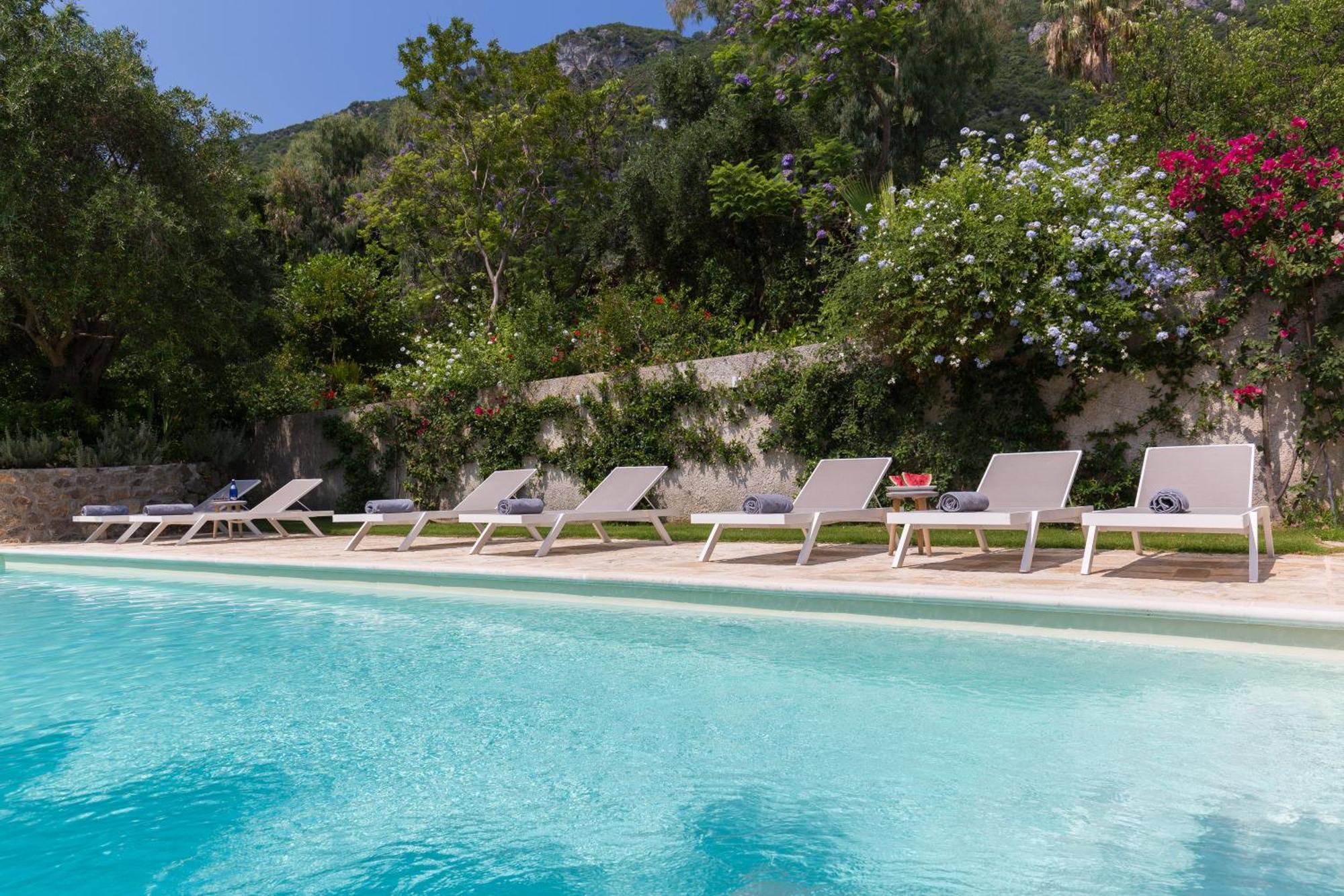 Ionian Garden Villas - Villa Pietra เวนิทเซส ภายนอก รูปภาพ